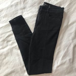 Noisy May Black Skinny Jeans in Washed Black